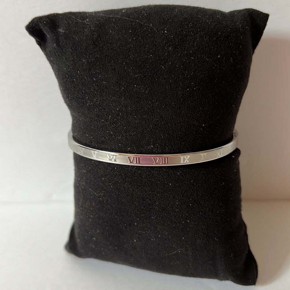 VICI Silver Roman Numeral Mini Cuff Bracelet